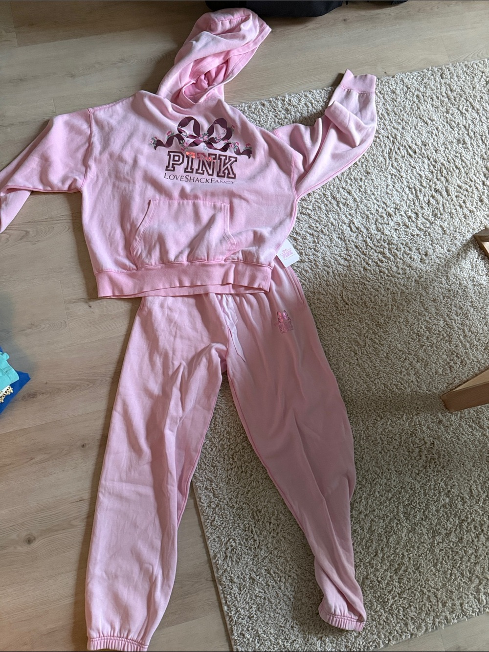 Loveshakefancy x PINK Victoria's Secret Light Pink sweat set - Picture 3 of 3